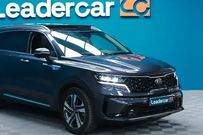 Usado Kia Sorento 265 CV (194 kW) 2021 Gris SUV