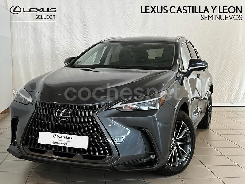Gris / plata Usado 2024 Lexus NX350h SUV | 49.900 € (Precio justo) - Imagen 1/4