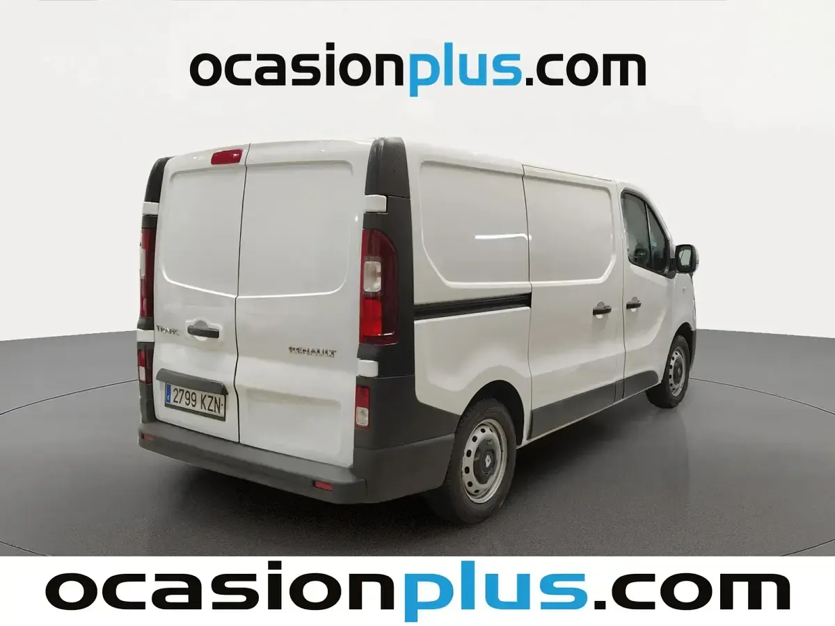 Usado Renault Trafic 120 CV (88 kW) 2019 Blanco Monovolumen
