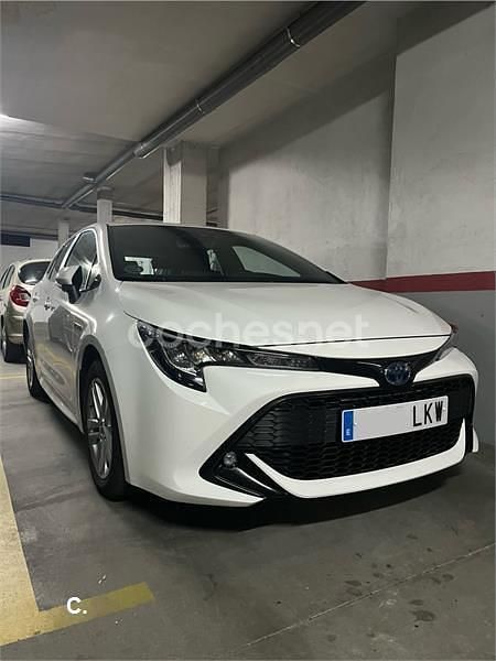 Usado Toyota Corolla Active 122 CV (89 kW) 2020 Blanco Berlina
