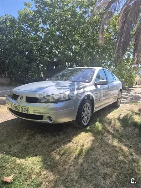 Usado Renault Laguna II Privilege 120 CV (88 kW) 2005 Blanco Berlina