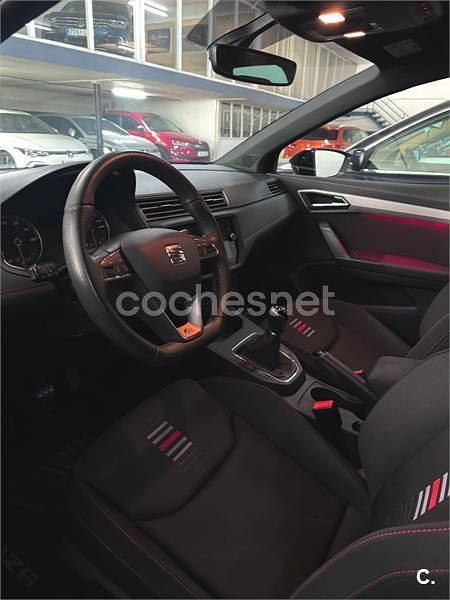 Usado Seat Ibiza FR 115 CV (84 kW) 2020 Negro Utilitario