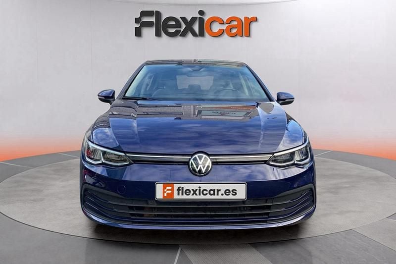 Usado VW Golf VIII Life 115 CV (84 kW) 2021 Azul Berlina