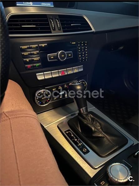 Usado Mercedes C180 156 CV (114 kW) 2012 Blanco Coupe