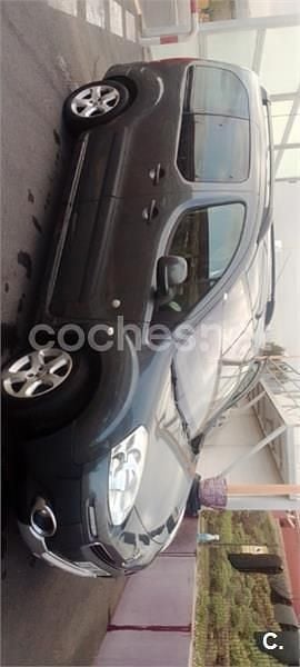 Usado Peugeot TePee Outdoor 92 CV (67 kW) 2014 Gris / plata Monovolumen