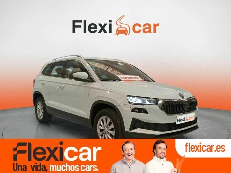 Blanco Usado 2023 Skoda Karoq Ambition SUV | 23.790 € (Precio justo) - Imagen 1/4
