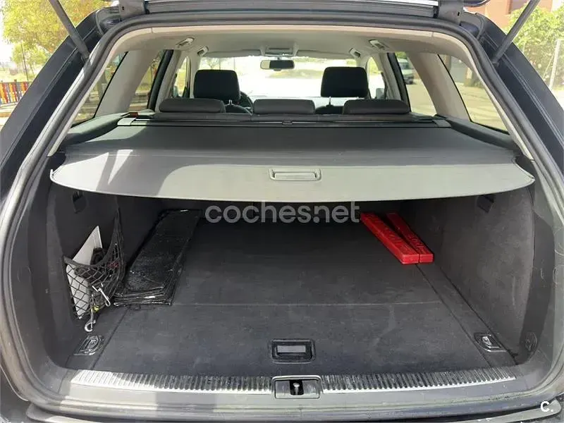 Usado Audi A4 140 CV (102 kW) 2008 Negro Familiar