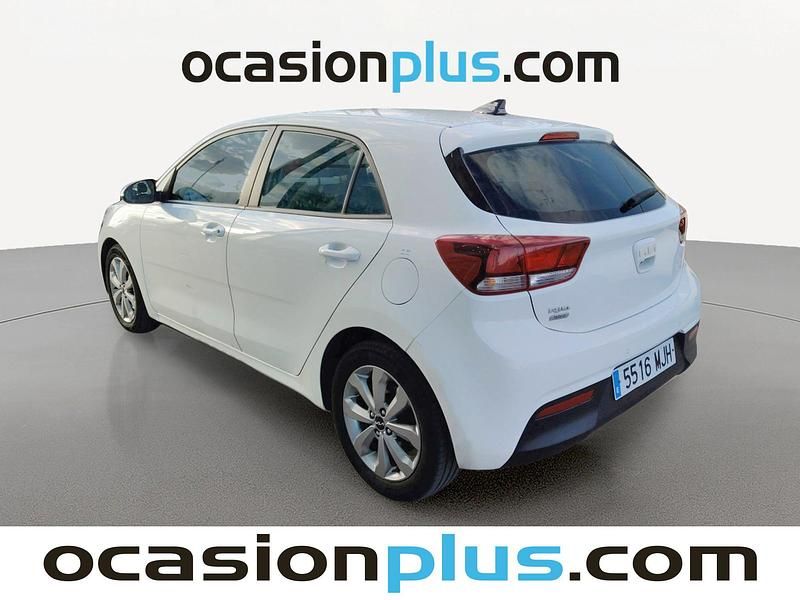 Usado Kia Rio 100 CV (73 kW) 2023 Blanco Utilitario
