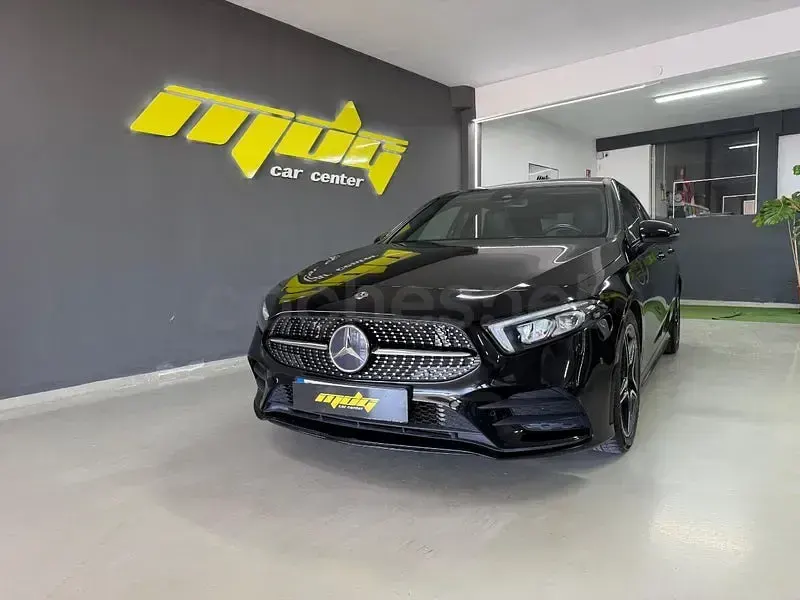 Usado Mercedes A200 156 CV (114 kW) 2018 Negro Berlina