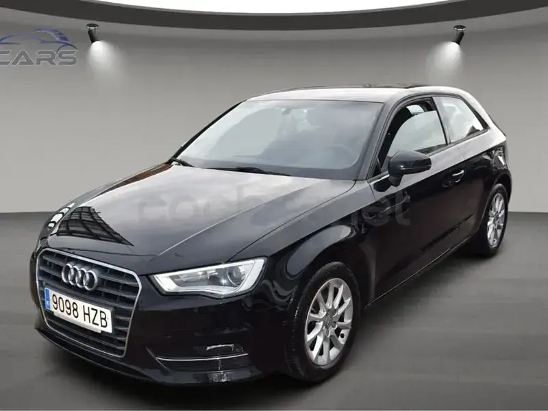 Usado Audi A3 Ambition 105 CV (77 kW) 2014 Negro Berlina