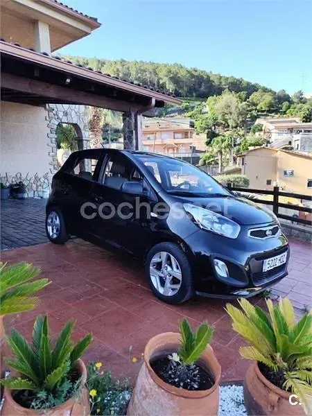 Usado Kia Picanto 69 CV (50 kW) 2011 Negro Utilitario