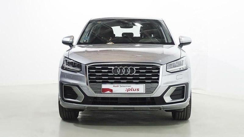 Usado Audi Q2 Sport 150 CV (110 kW) 2020 Gris SUV