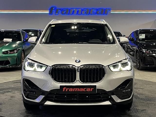 Usado BMW X1 Executive 150 CV (110 kW) 2020 Gris plata SUV