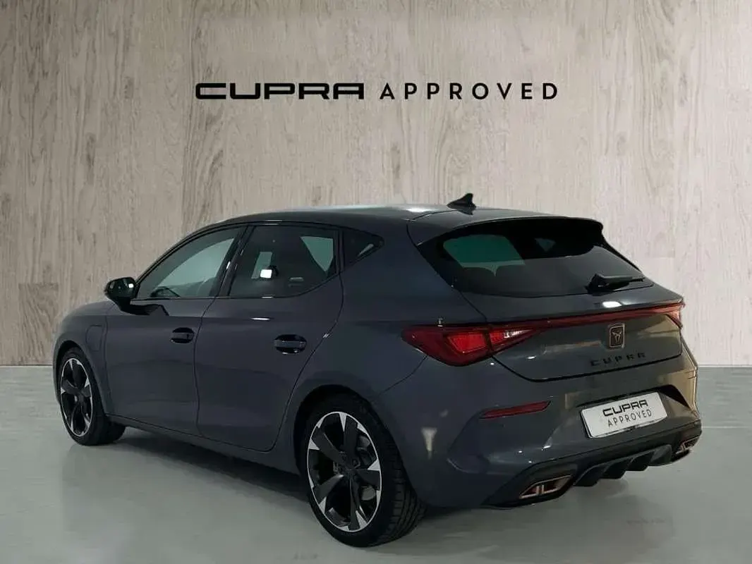 Usado Cupra Leon 204 CV (150 kW) 2024 Gris Utilitario