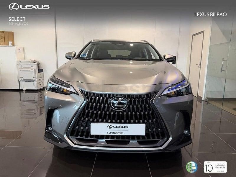 Usado Lexus NX450h+ 292 CV (214 kW) 2025 Gris / plata SUV