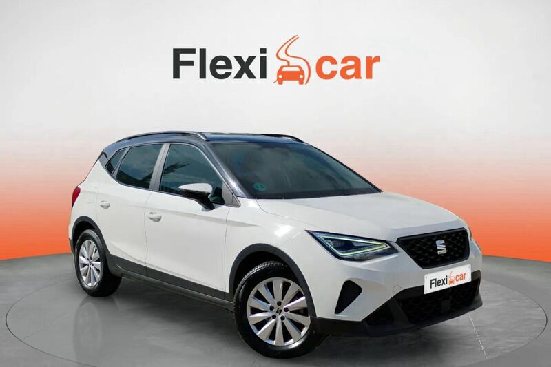 Blanco Usado 2022 Seat Arona Reference SUV | 13.090 € (Buen precio) - Imagen 1/4
