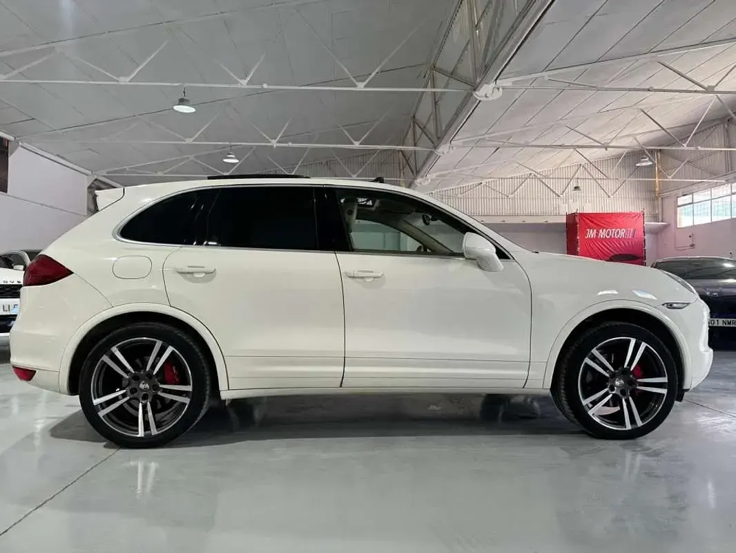 Usado Porsche Cayenne 262 CV (192 kW) 2015 Blanco SUV