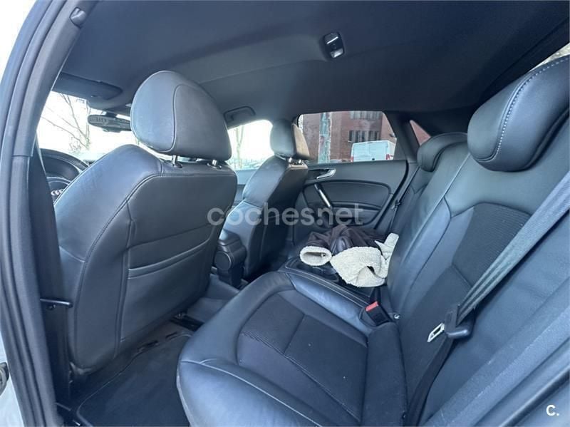Blanco Usado 2012 Audi A1 Sportback Ambition Utilitario | 11.000 € (Super precio) - Imagen 1/1