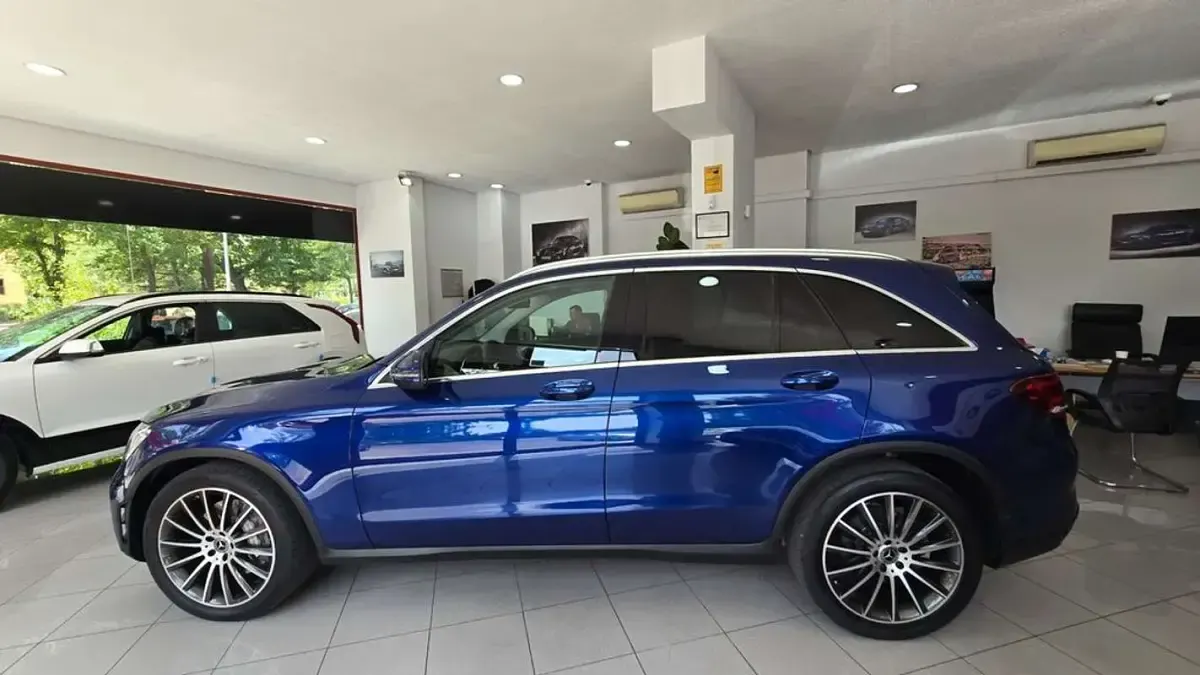 Usado Mercedes GLC220 170 CV (125 kW) 2021 Azul SUV