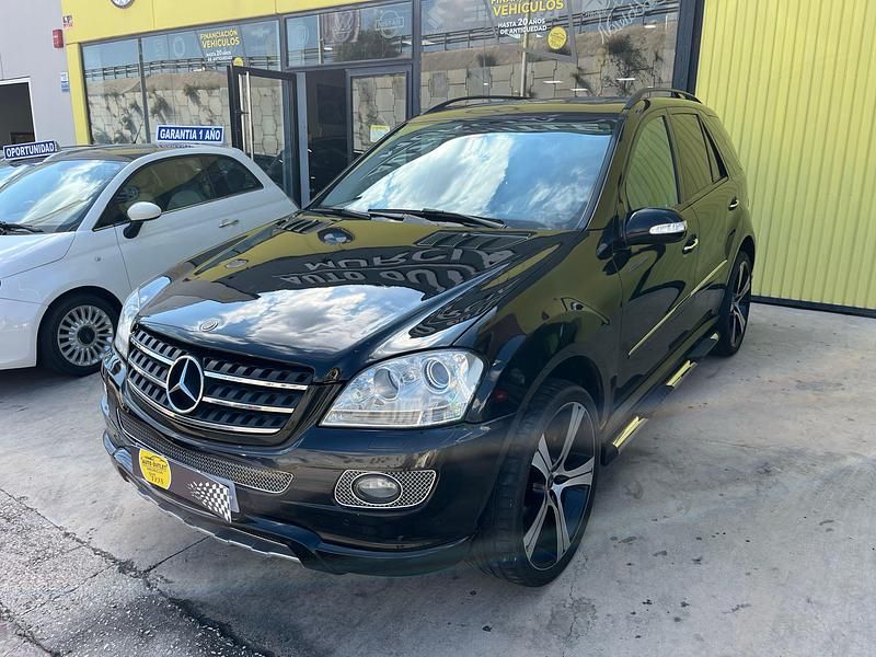 Negro Usado 2008 Mercedes ML320 Edition 1 SUV | 13.900 € (Caro) - Imagen 1/4