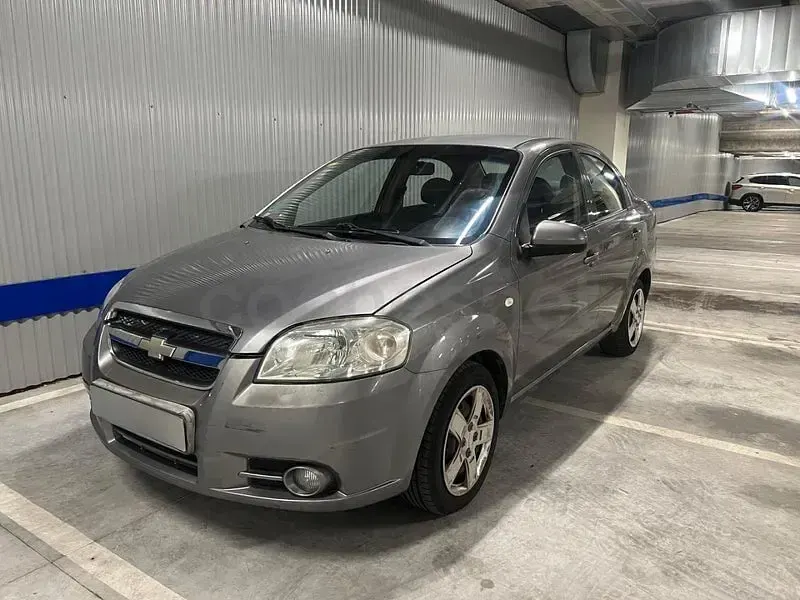 Usado Chevrolet Aveo LT 100 CV (73 kW) 2009 Beige Berlina