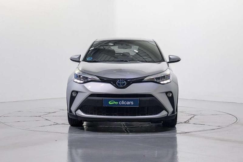 Usado Toyota C-HR Advance 98 CV (72 kW) 2023 Plateado SUV