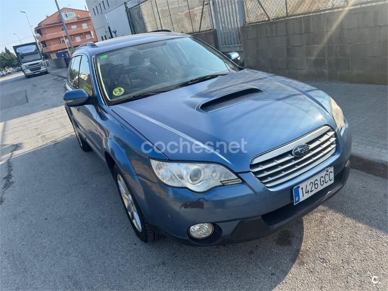 Azul Usado 2008 Subaru Legacy Familiar | 2000 € - Imagen 1/4
