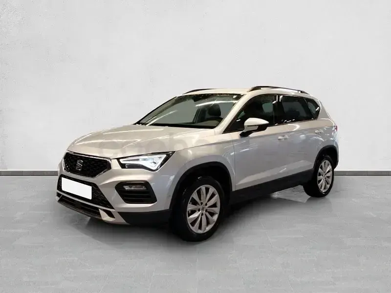 Usado Seat Ateca Style 150 CV (110 kW) 2025 Gris / plata SUV