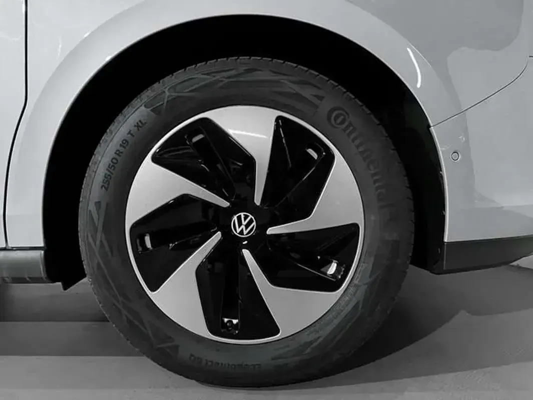 Usado VW ID. Buzz Pro 210 kW (286 CV) 2025 Blanco Monovolumen