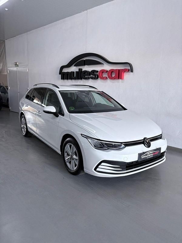 Usado VW Golf VIII Life 115 CV (84 kW) 2023 Blanco