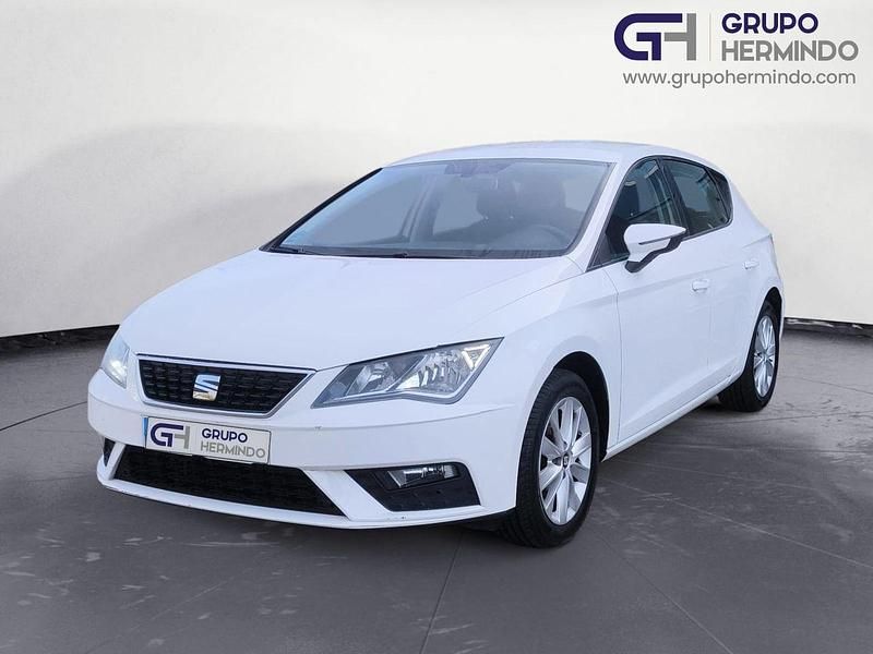 Usado Seat Leon Style 115 CV (84 kW) 2017 Blanco Berlina