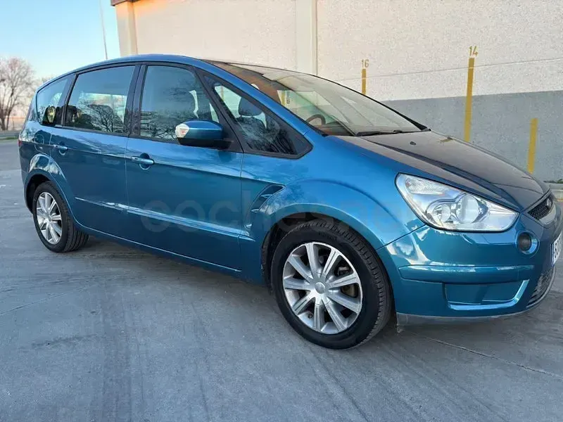 Usado Ford S-MAX Trend 140 CV (102 kW) 2007 Azul Monovolumen