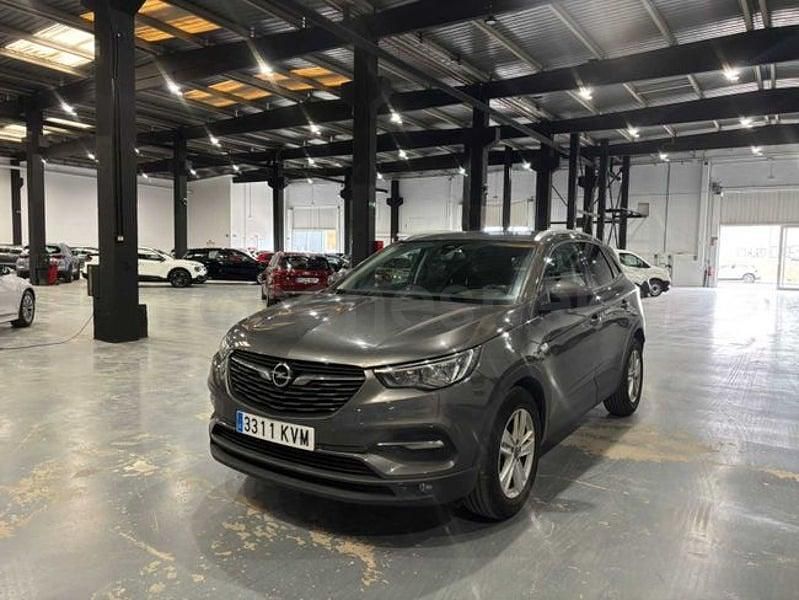 Usado Opel Grandland X Selective 130 CV (95 kW) 2019 Gris / plata SUV