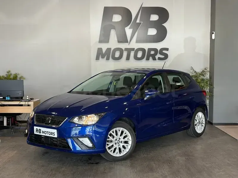 Usado Seat Ibiza Style 75 CV (55 kW) 2017 Azul Berlina