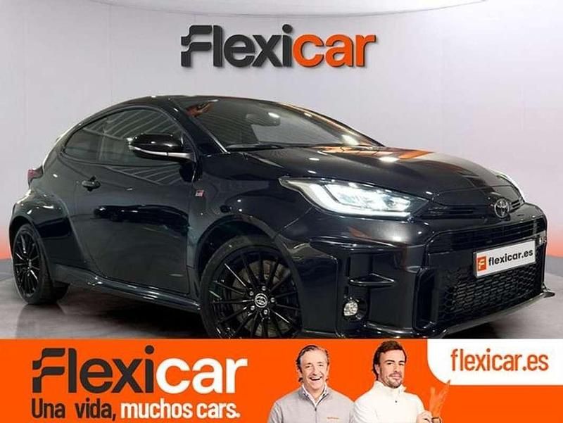 Negro Usado 2021 Toyota Yaris Berlina | 26.790 € (Precio justo) - Imagen 1/4