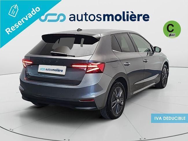 Usado Skoda Fabia Selection 95 CV (69 kW) 2024 Gris Utilitario