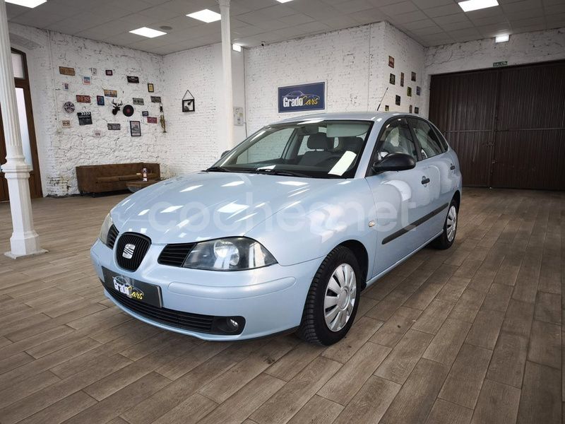 Azul Usado 2004 Seat Ibiza Reference Berlina | 3990 € (Un poco caro) - Imagen 1/4