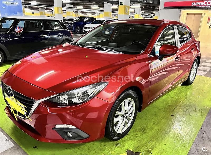 Usado Mazda 3 Style 120 CV (88 kW) 2016 Rojo Berlina