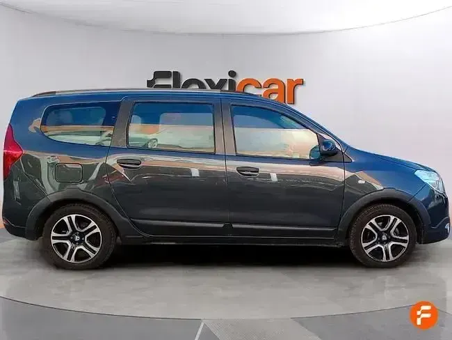 Usado Dacia Lodgy Comfort 115 CV (84 kW) 2021 Gris Monovolumen