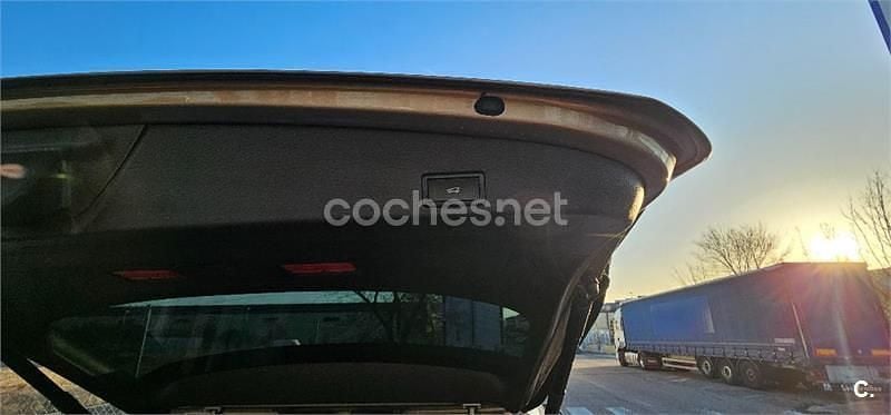 Usado VW Touareg 262 CV (192 kW) 2018 Beige SUV