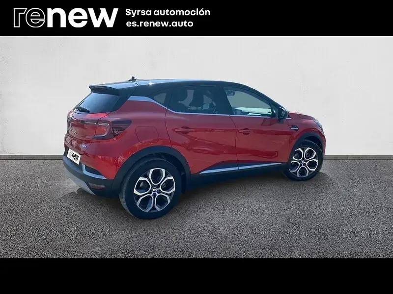 Usado Renault Captur 160 CV (117 kW) 2022 Rojo SUV