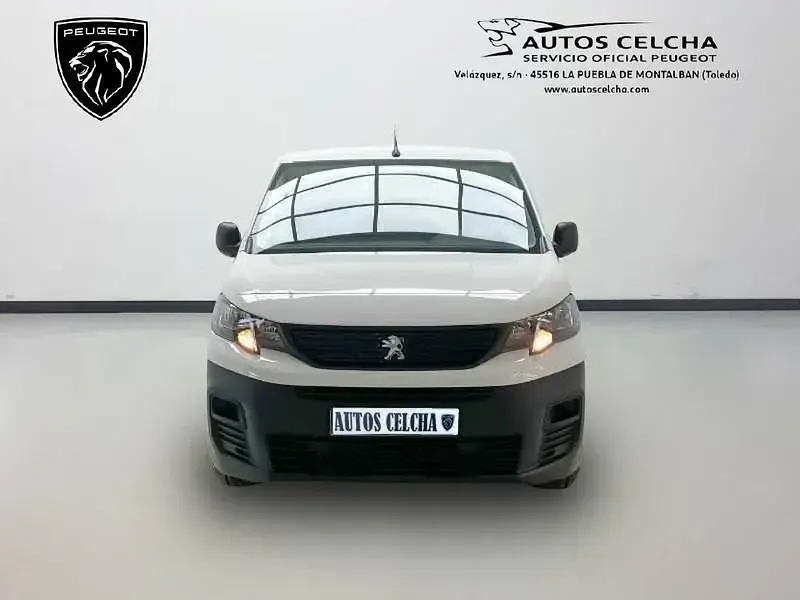 Usado Peugeot Partner 98 CV (72 kW) 2022 Blanco Monovolumen