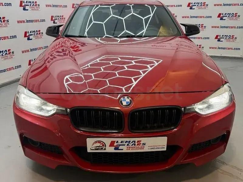 Usado BMW 320 Advantage 184 CV (135 kW) 2016 Rojo Berlina