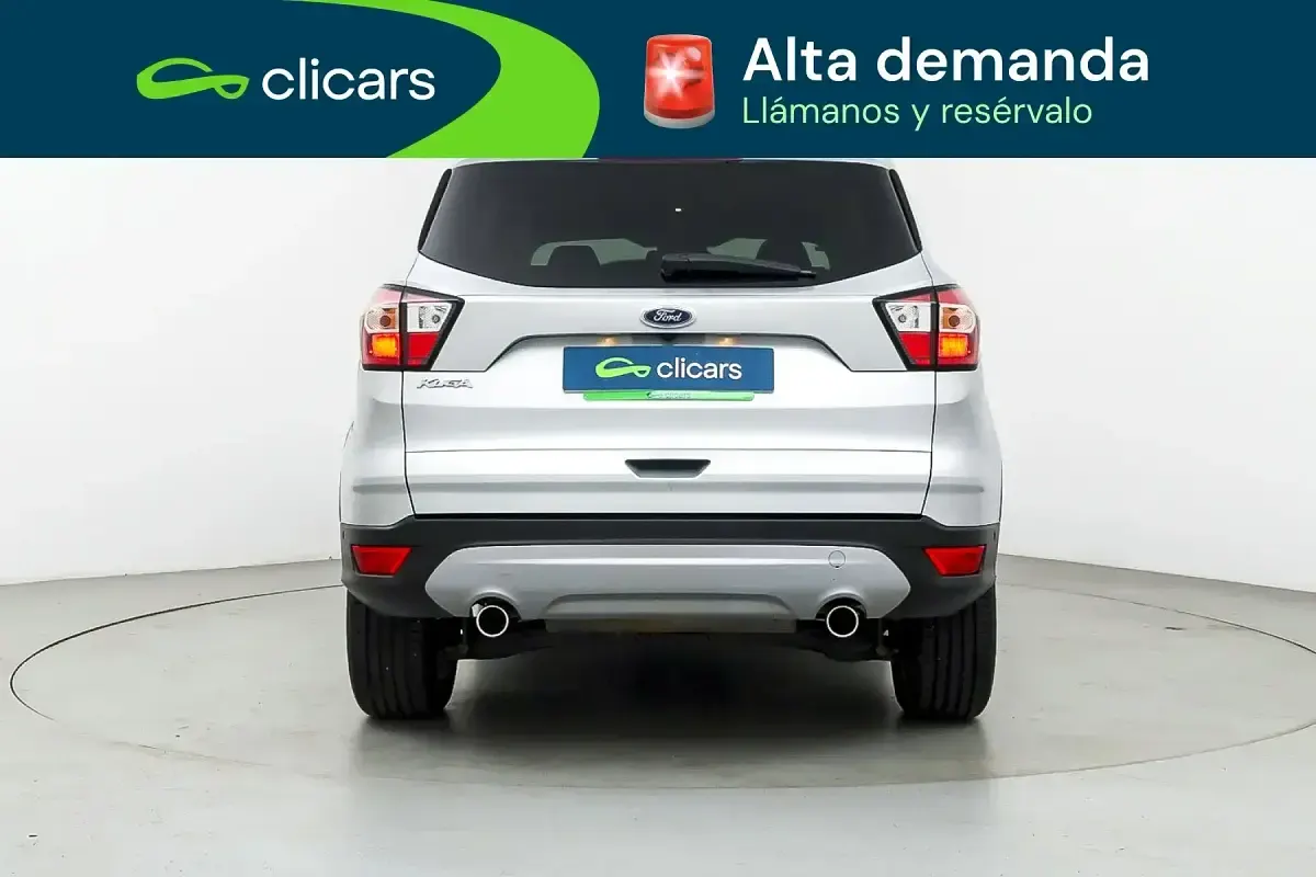 Usado Ford Kuga Titanium 150 CV (110 kW) 2017 Gris / plata SUV