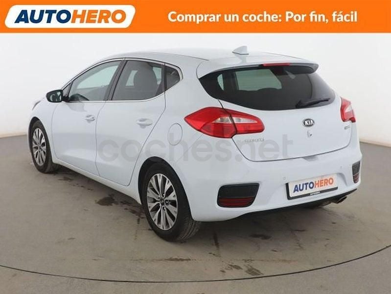 Usado Kia Ceed 100 CV (73 kW) 2018 Blanco Utilitario