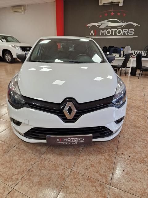 Usado Renault Clio IV Life 75 CV (55 kW) 2017 Blanco Berlina