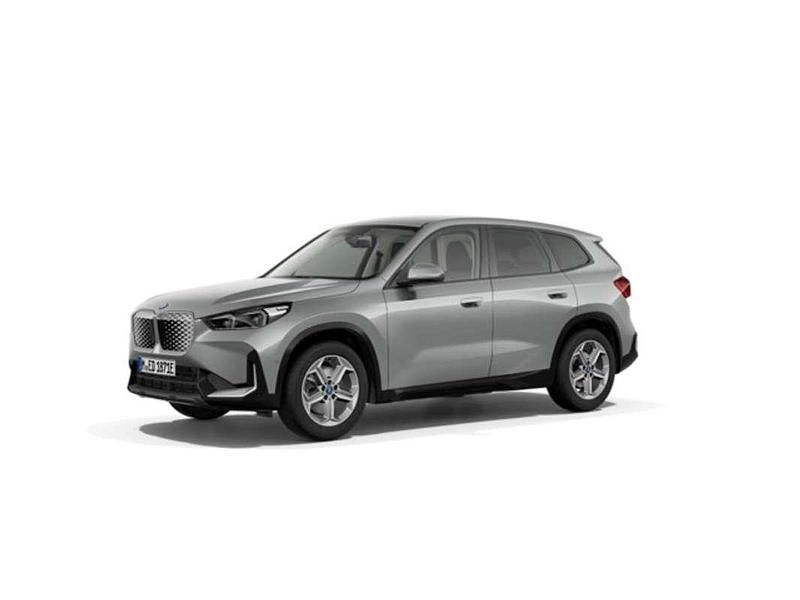 Plateado Usado 2025 BMW iX1 SUV | 46.900 € (Precio justo) - Imagen 1/3