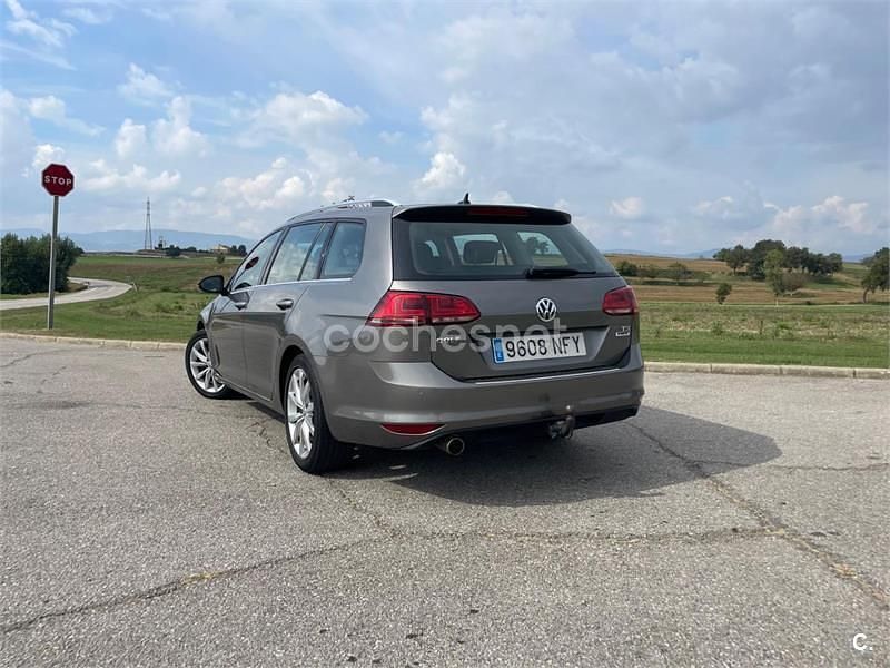 Usado VW Golf Sportsvan Edition 110 CV (80 kW) 2015 Gris / plata Monovolumen