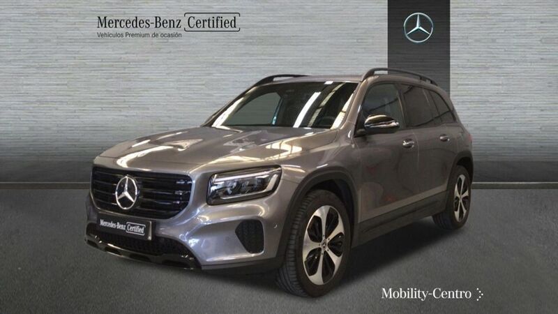 Gris montaña Usado 2024 Mercedes GLB220 Progressive SUV | 51.900 € - Imagen 1/4