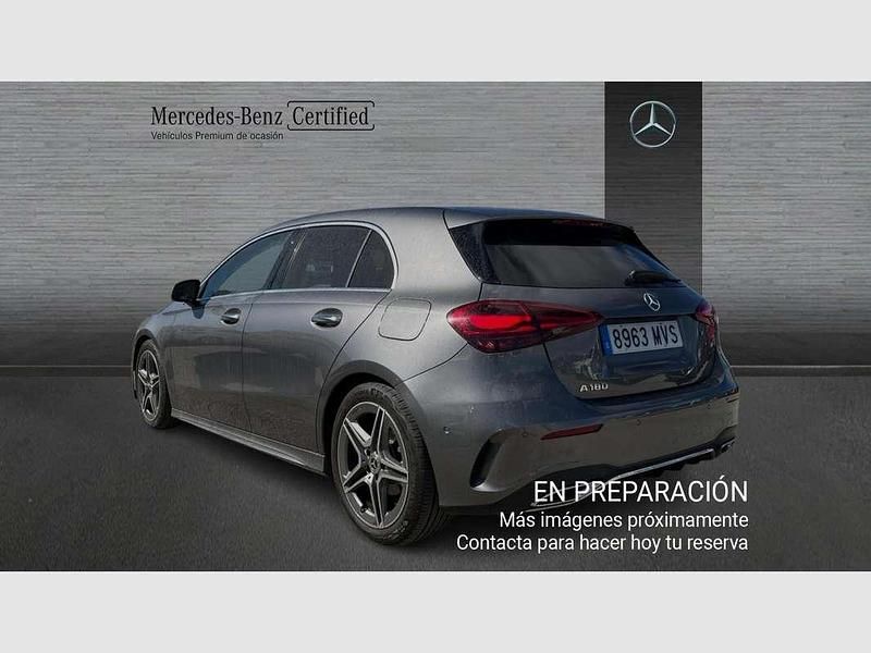 Usado Mercedes A180 136 CV (100 kW) 2024 Berlina